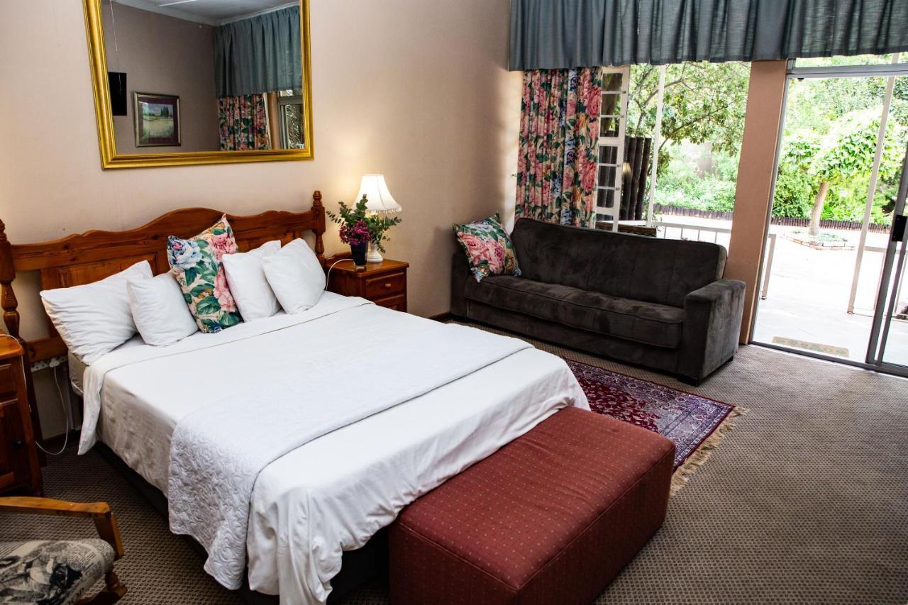 Woodpecker Guesthouse Ficksburg Luaran gambar