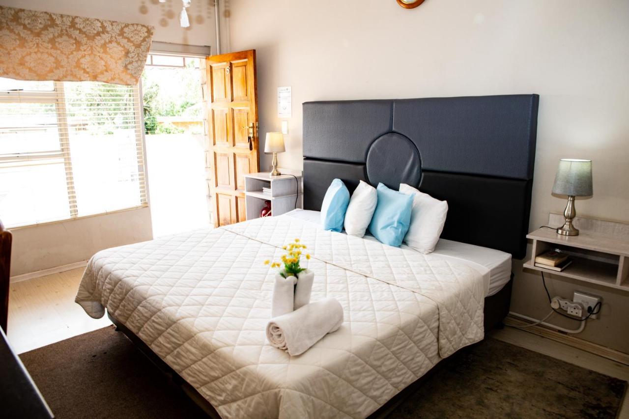 Woodpecker Guesthouse Ficksburg Luaran gambar