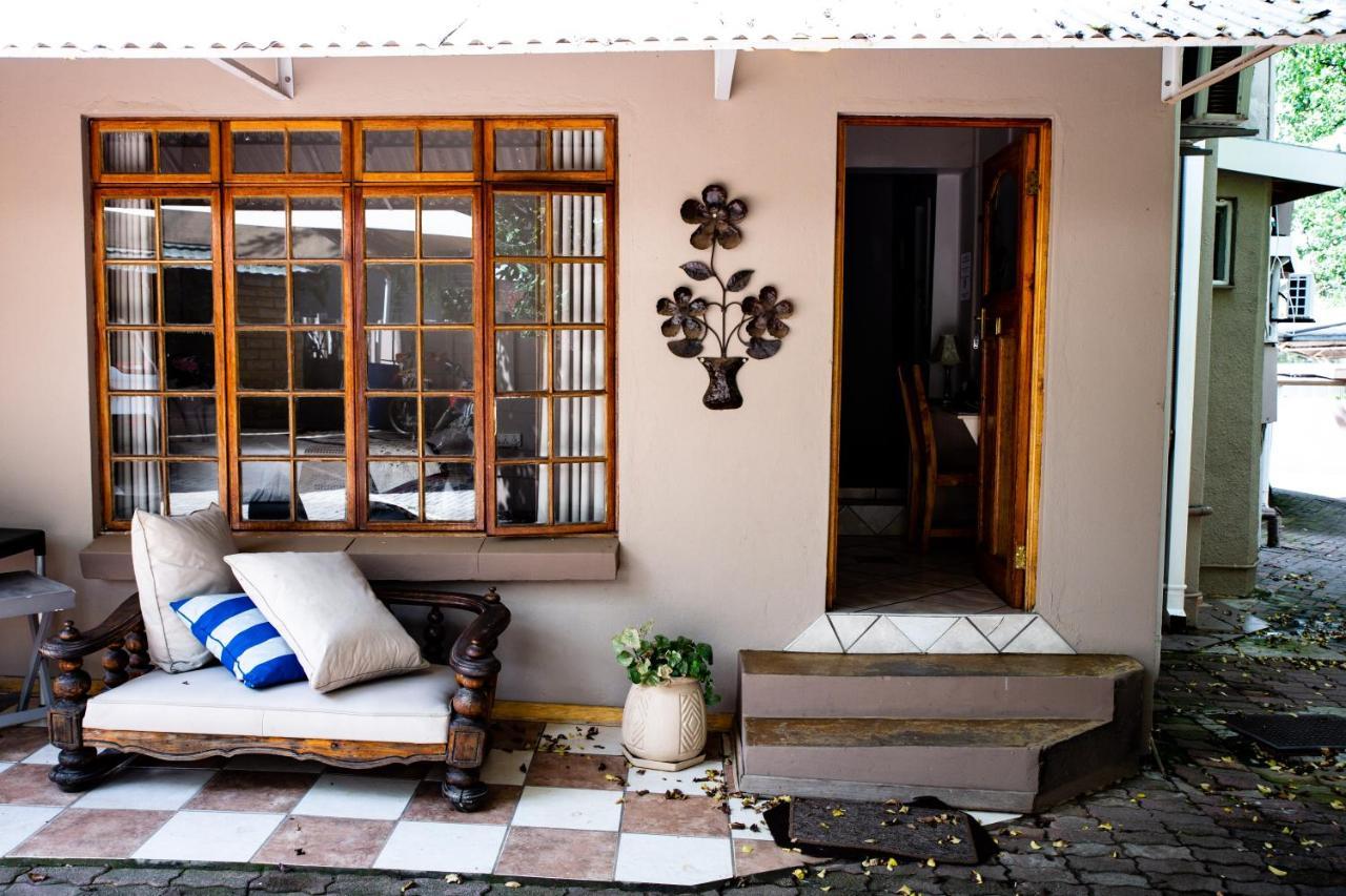 Woodpecker Guesthouse Ficksburg Luaran gambar